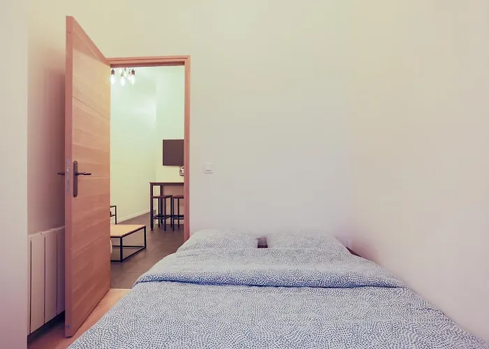 Superbe Hamelin 16eme Paris